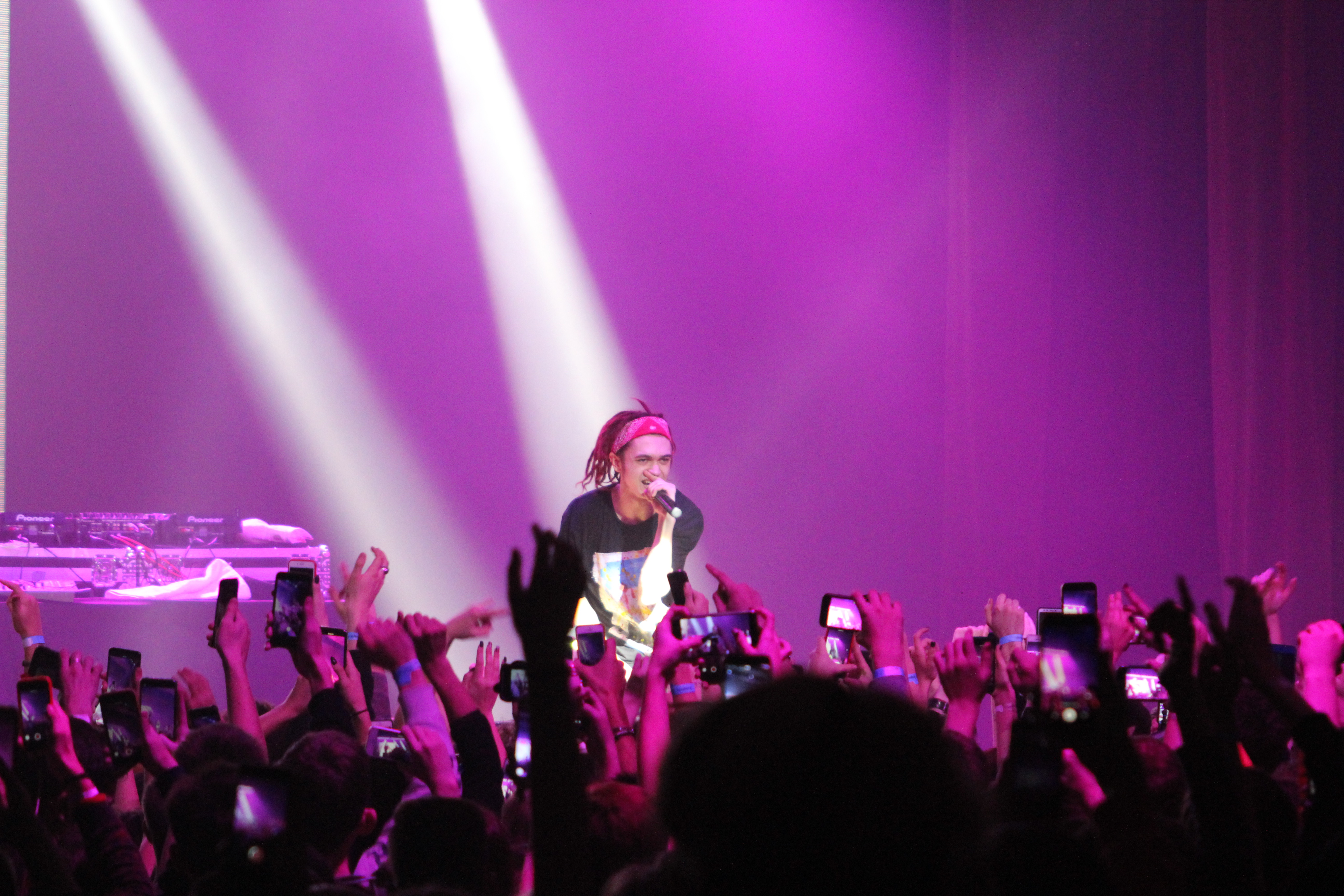 Гон флад концерт в уфе. Гон флад концерт волгоград. Гон фладд 2019. Гон флад. Гон флад концерт волгоград.